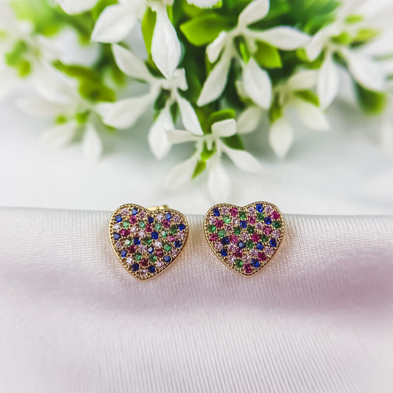 Brinco Coração Zircônias Coloridas Cravejadas