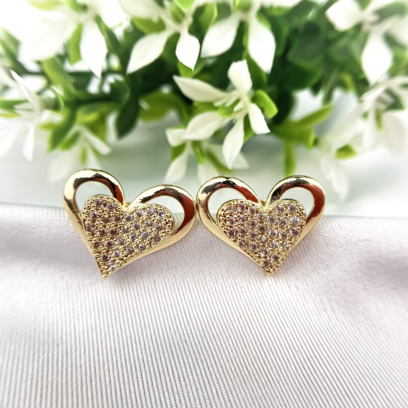 Brinco Coração Dourado duplo com Zircônias