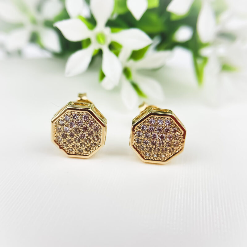 Brinco Octagonal com Microzircônias Douradas