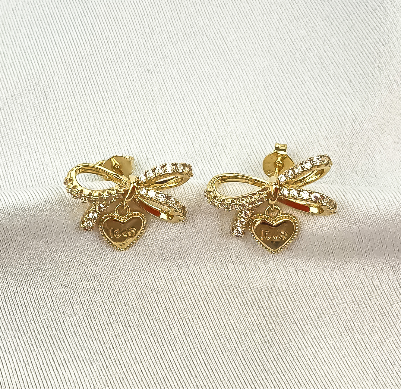 Brinco Laço do Amor Cravejado - Image 4