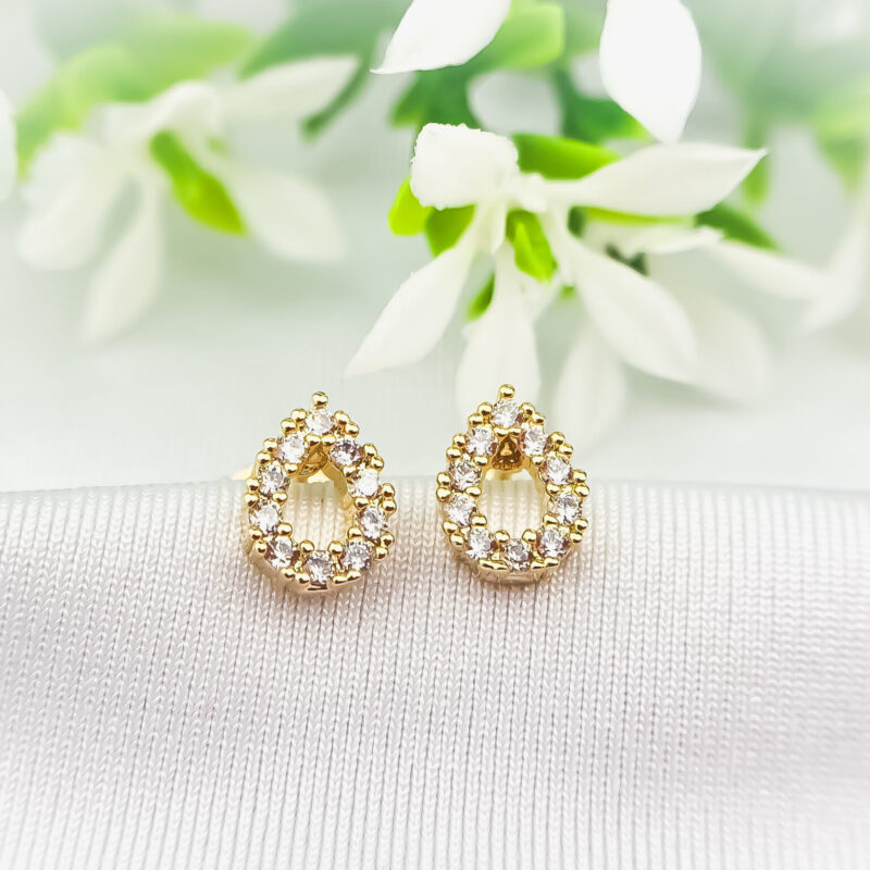 Brinco Gota pequena Cristalina