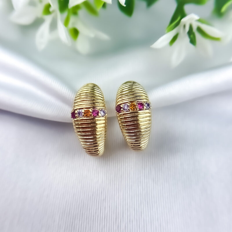 Brinco Luxo Traçado Zircônias Coloridas