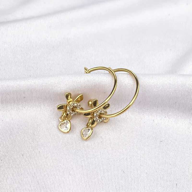 Brinco Argola Flor Encantada com Coração Cristal